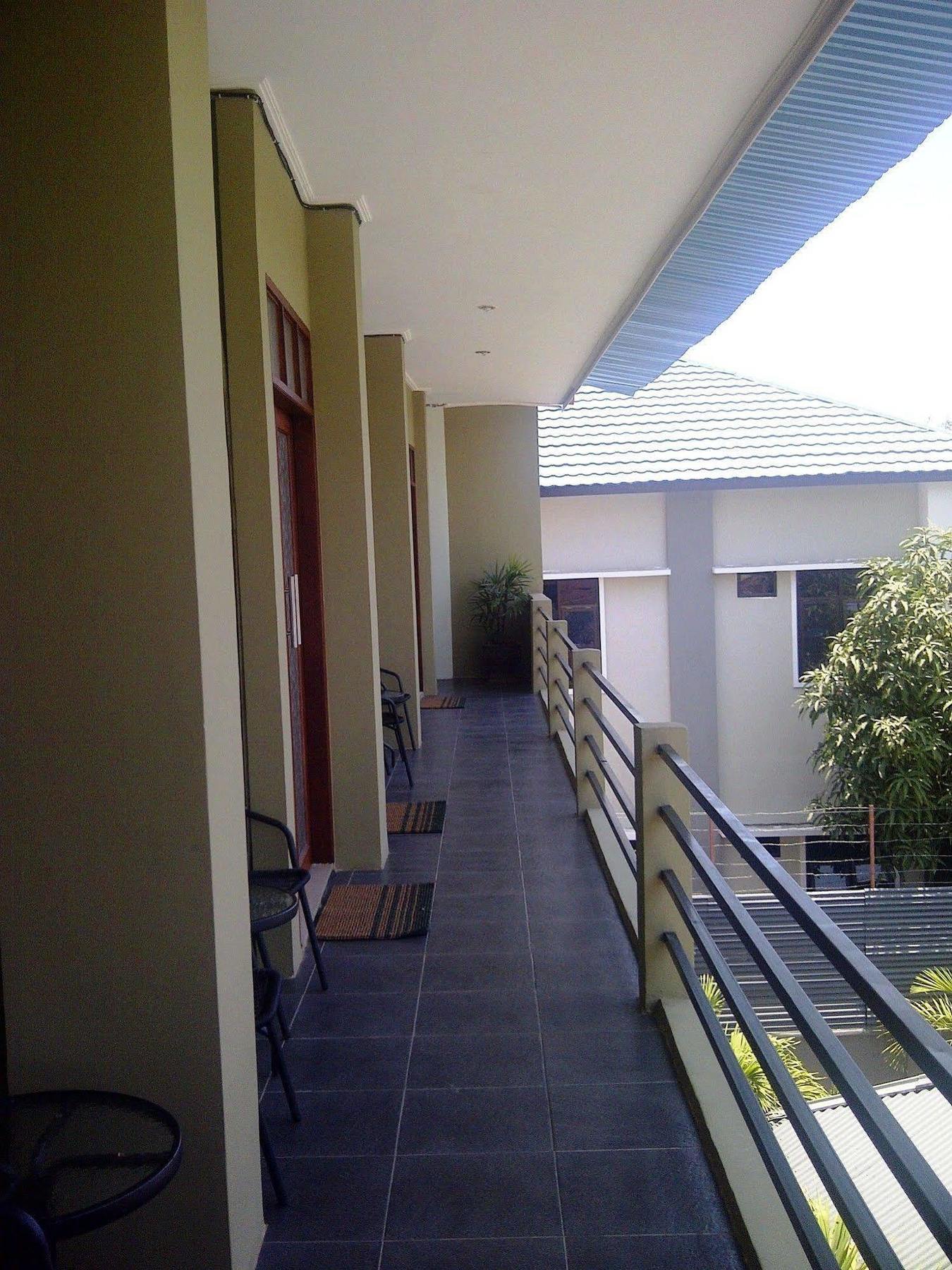 Makassar Breeze Place Residence エクステリア 写真